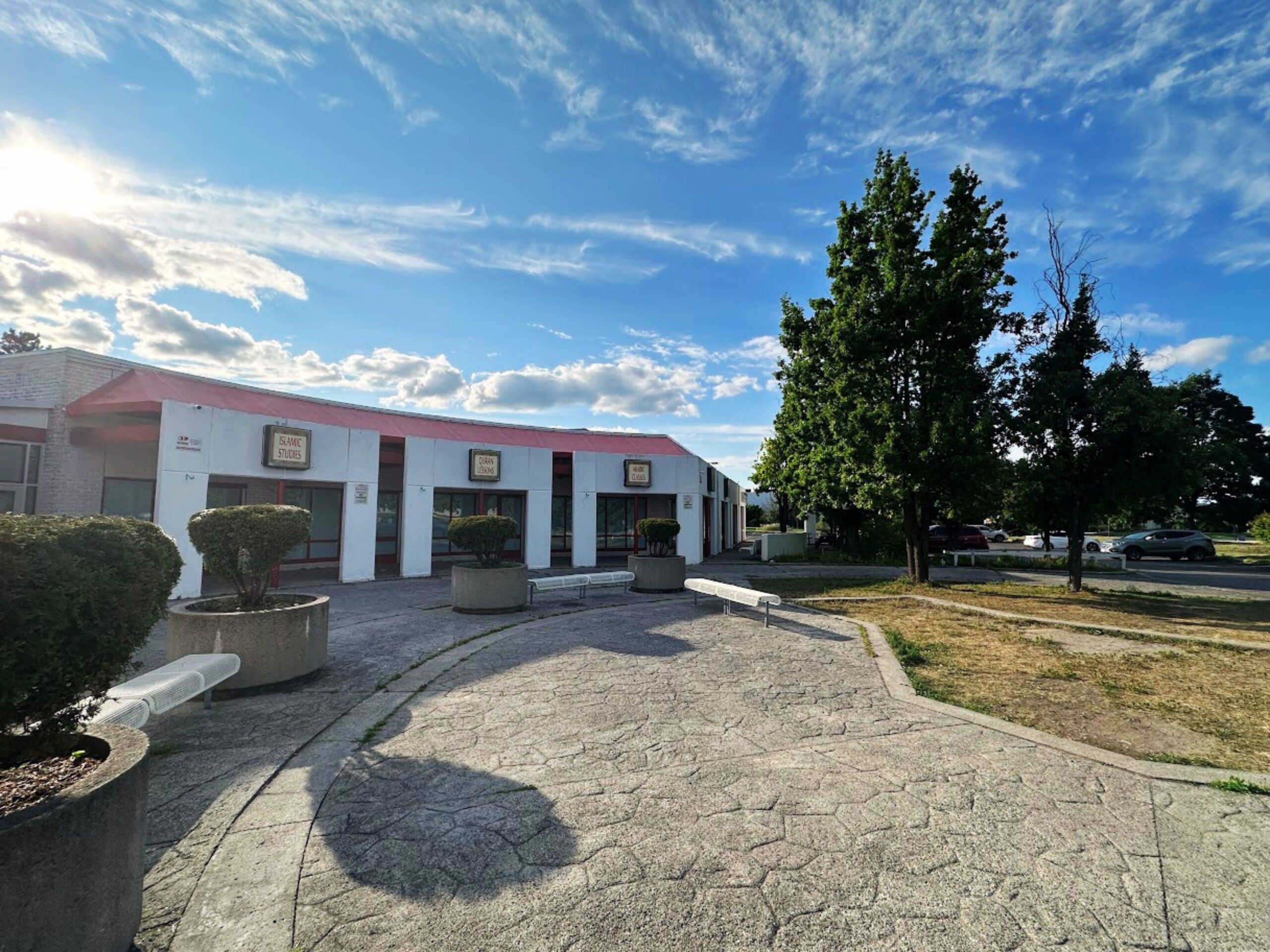 front garden of masjid assalam